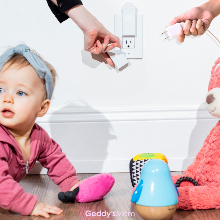 Shut Your Face Self-Closing Outlet Cover