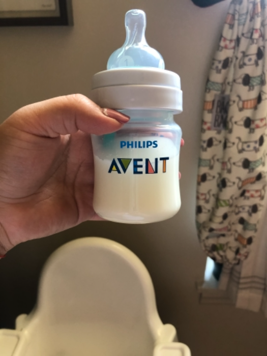 Philips Avent Anticolic bottle with AirFree vent
