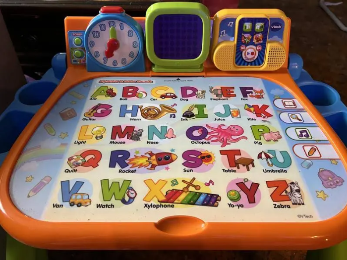 Kids Activity Desk Deluxe Chair Interactive Learning Toy VTech